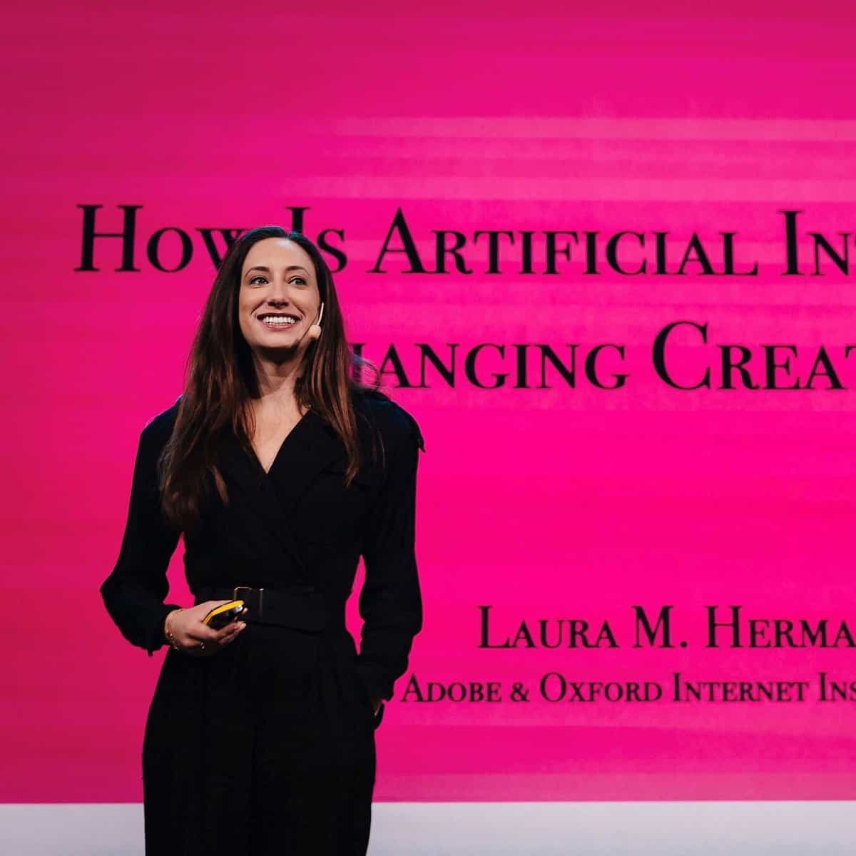 Headshot of Laura Herman
