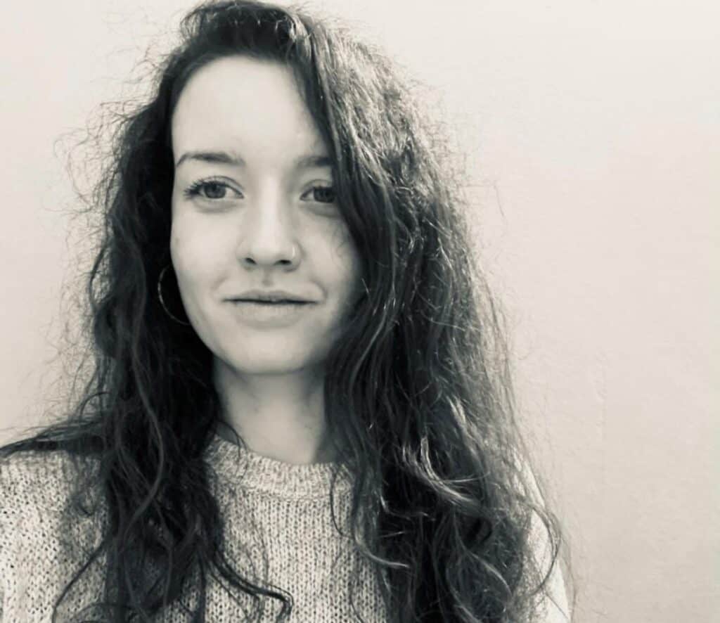 Urška Ozimek headshot